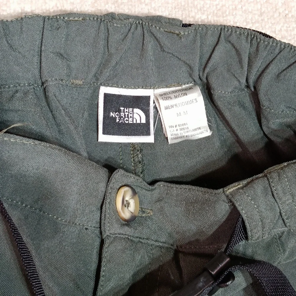 The North Face Men M Hiking Shorts Green Nylon Belted Cargo Pockets Fishing Hike